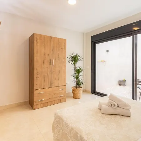 Altamira 23 * Malaga